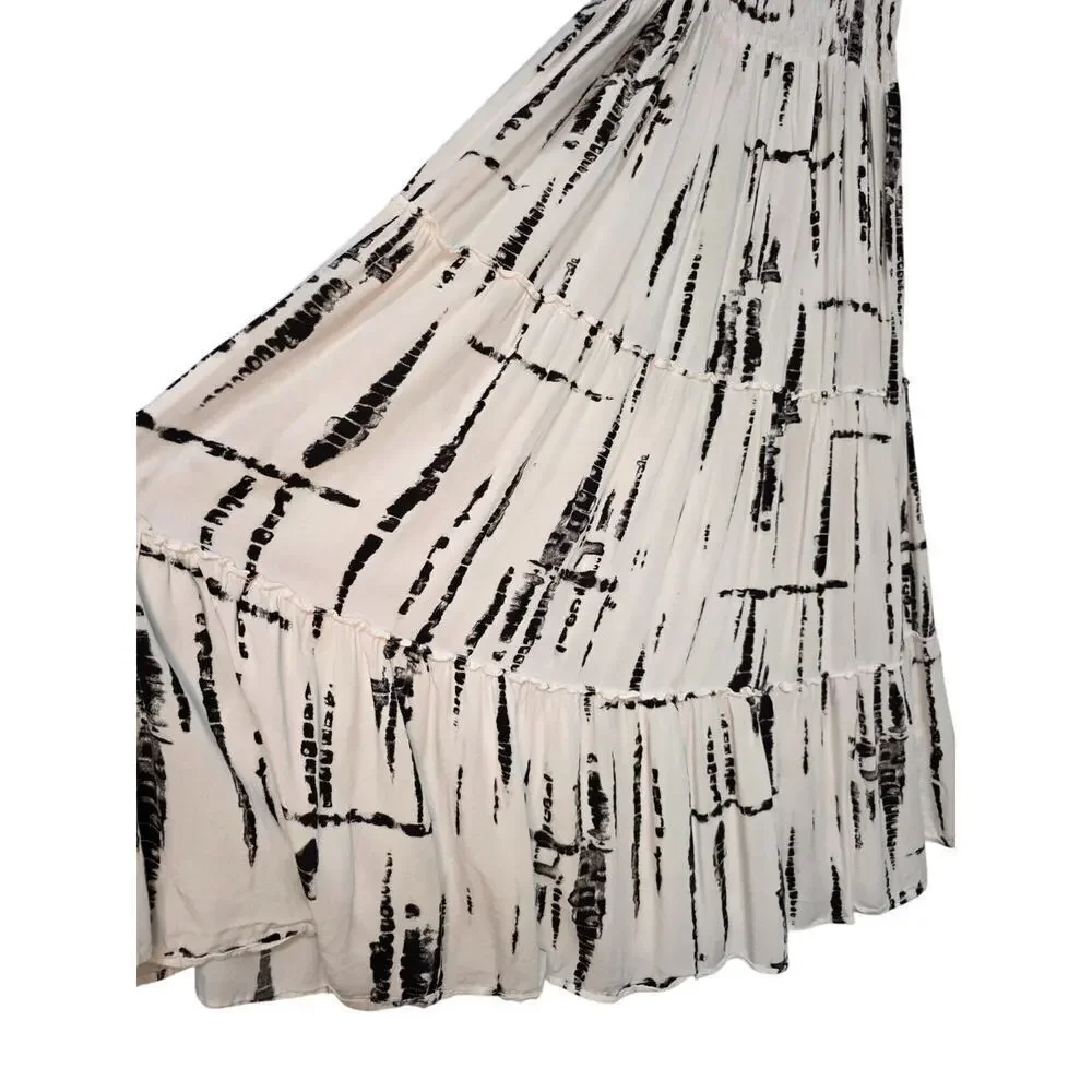 Black & White Tie-Dye‎ Maxi Dress With Spaghetti Straps By Blanc Du France - Picture 9 of 10